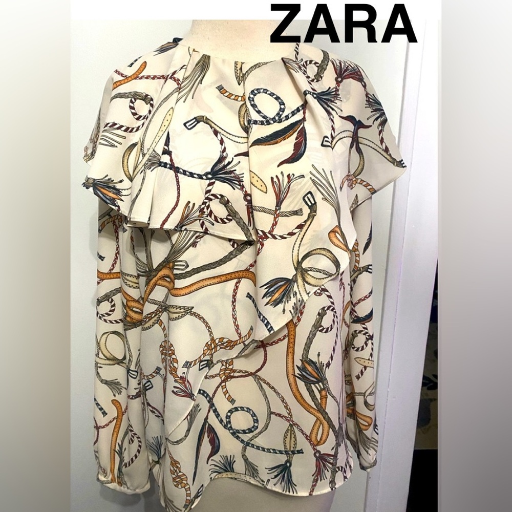 ZARA Elegant Cream Patterned Women's Blouse - Size S - EUC